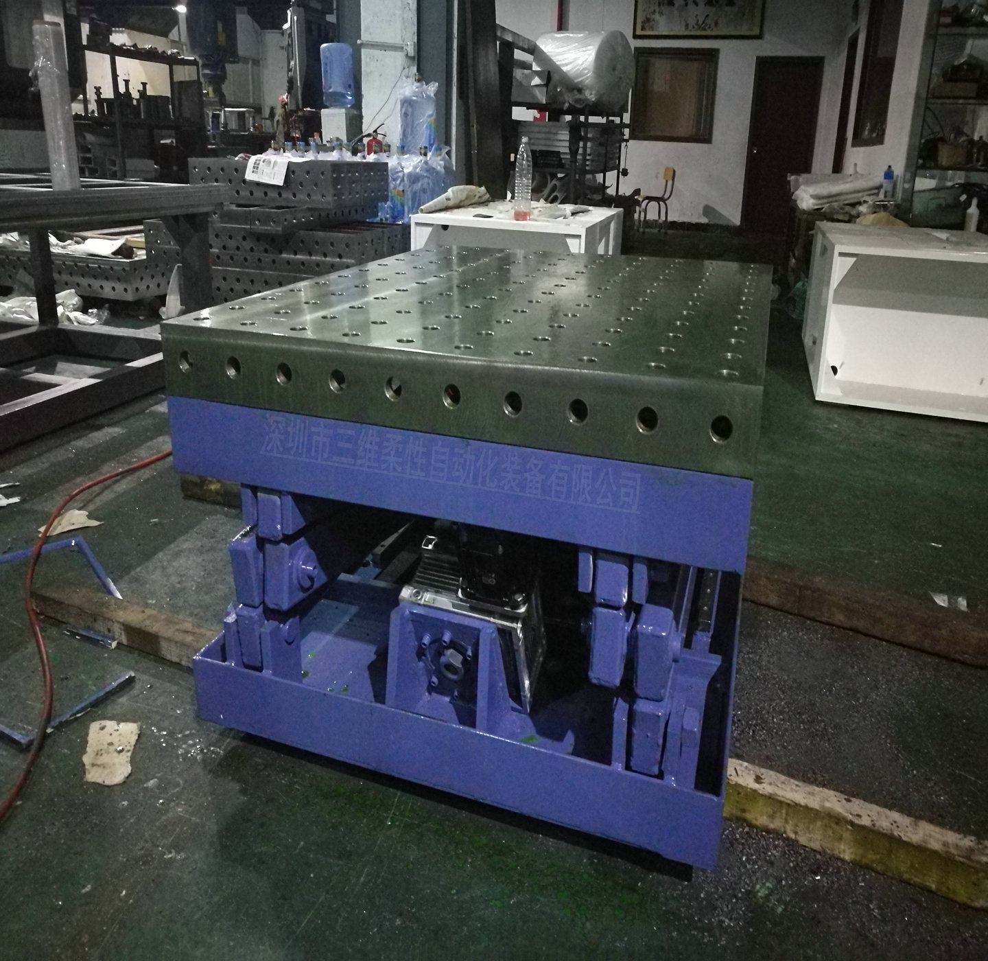 液壓升降平臺的主要結(jié)構(gòu)和系統(tǒng)使用說明