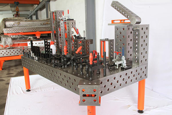 三維柔性焊接工裝平臺