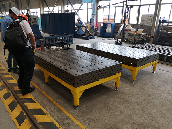 三維柔性焊接平板