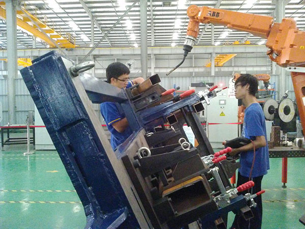 機器人焊接夾具