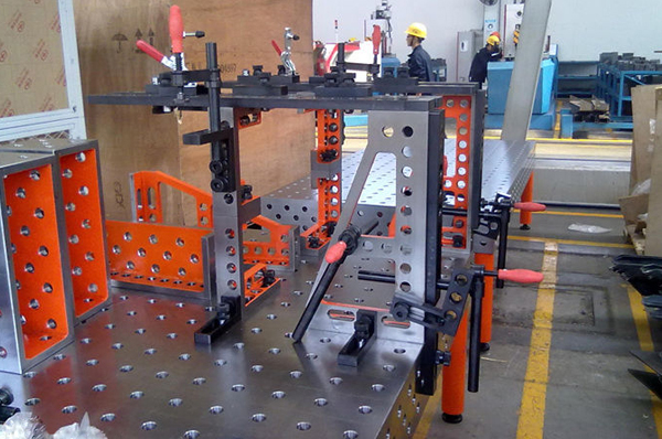 三維柔性工裝夾具