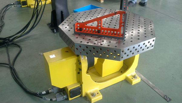 三維八角平臺(tái)變位機(jī)